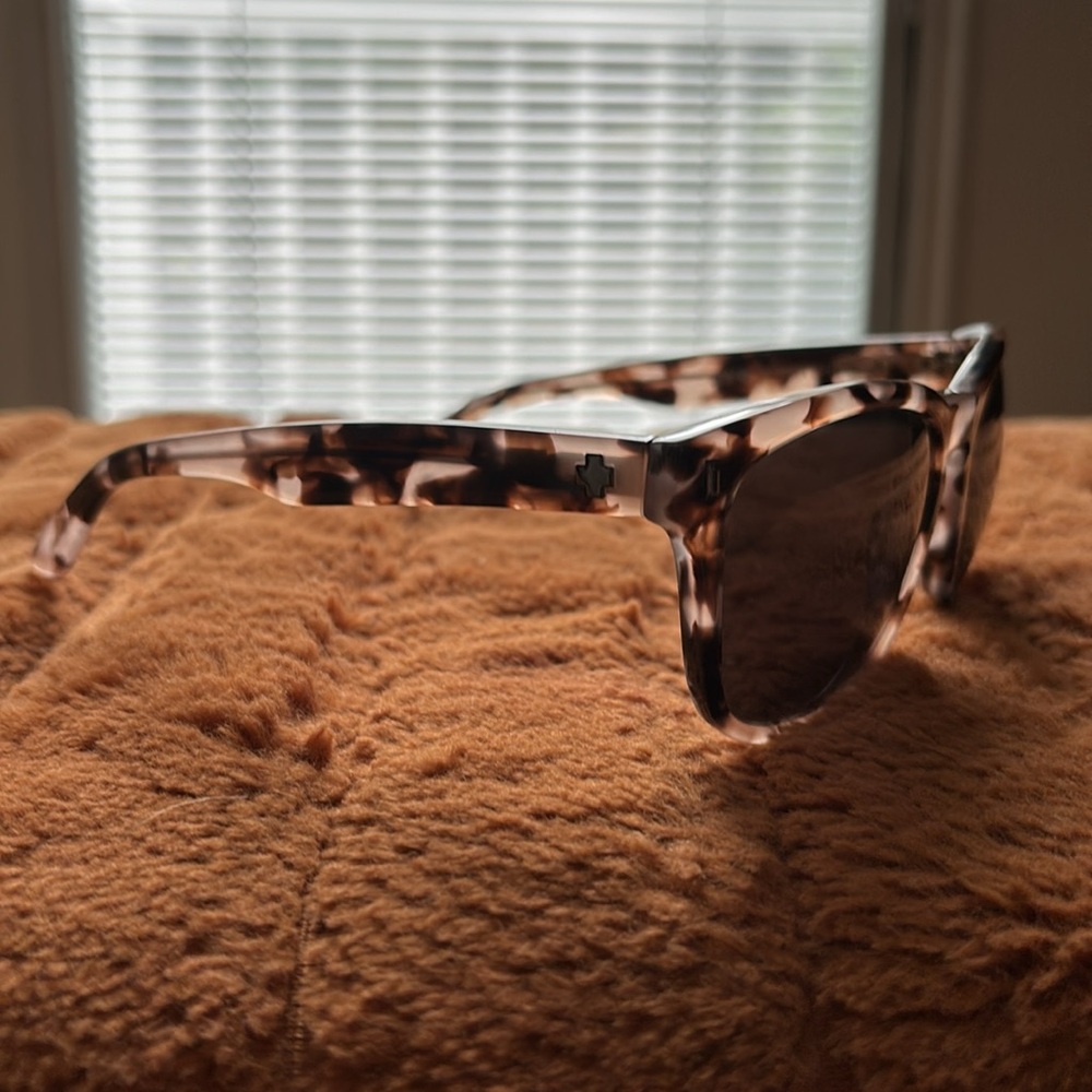 SPY Beachwood - Picture 2 of 5
